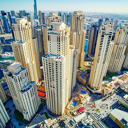 Hilton Dubai The Walk Hotel Екстериор снимка