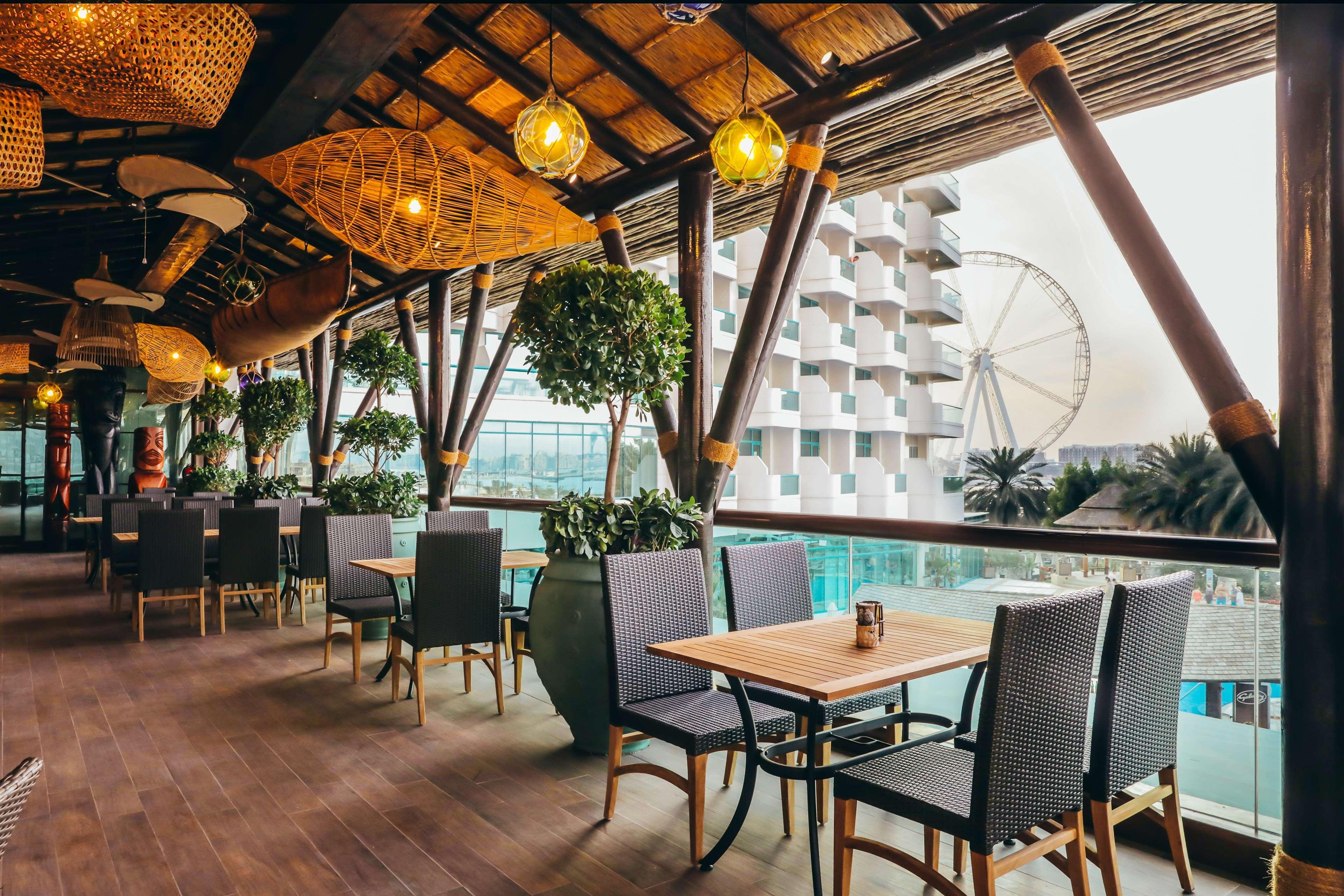 Hilton Dubai The Walk Hotel Екстериор снимка