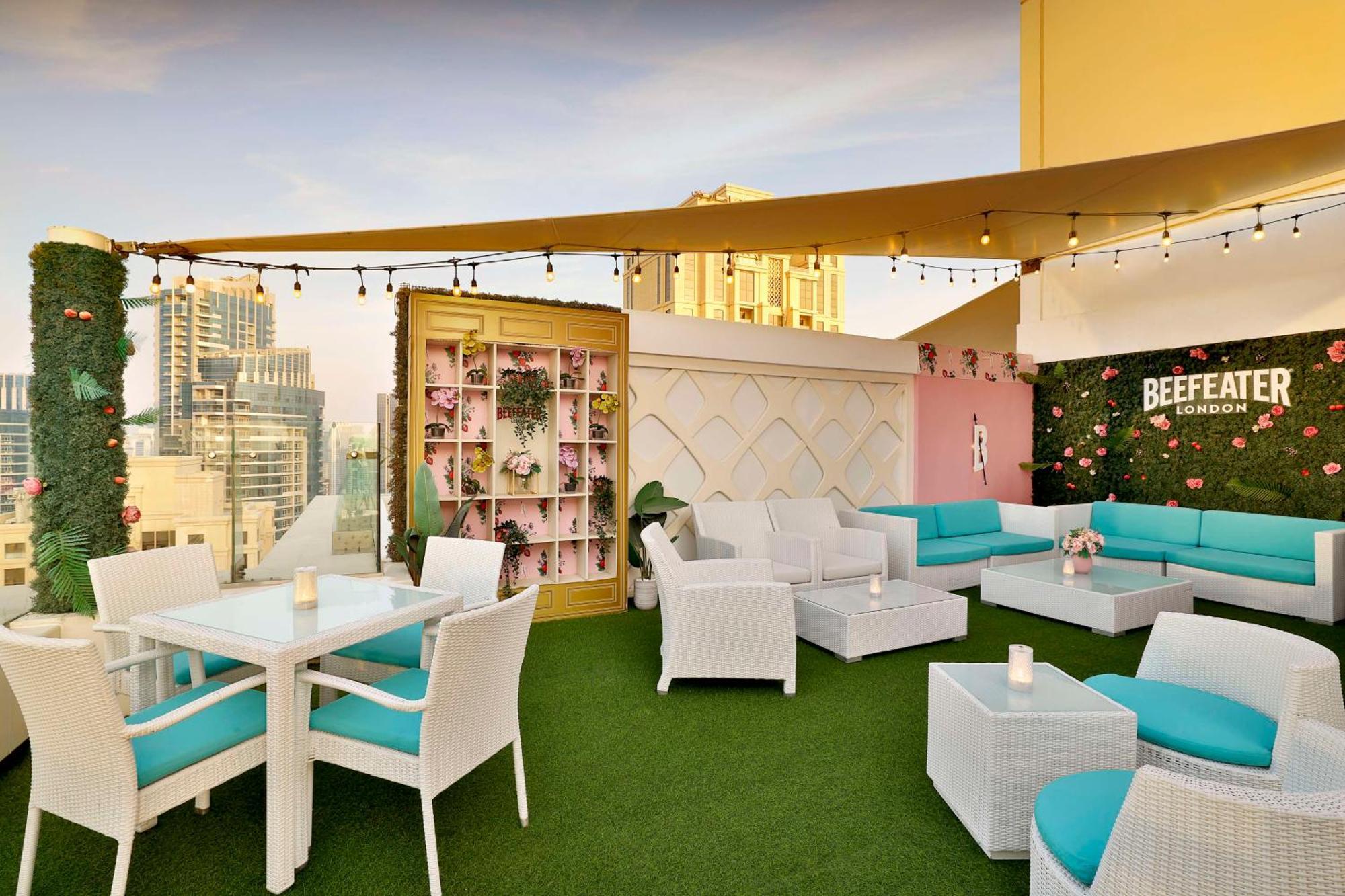 Hilton Dubai The Walk Hotel Екстериор снимка